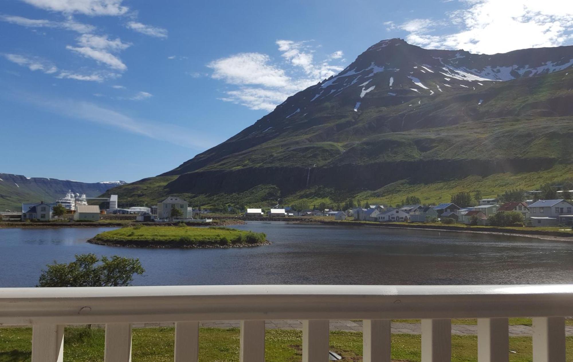 Vith Lonith Guesthouse Seythisfjorthur Room photo