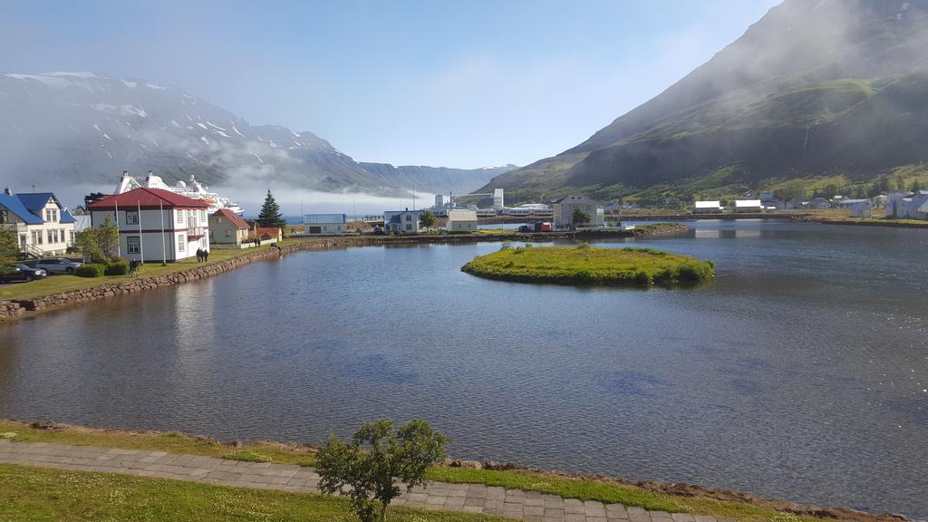 Vith Lonith Guesthouse Seythisfjorthur Exterior photo