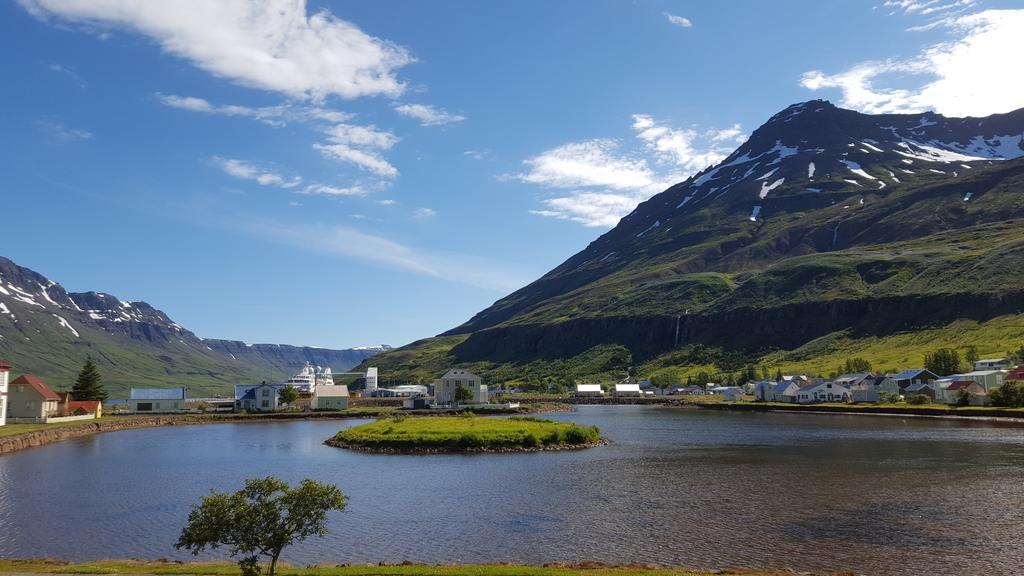 Vith Lonith Guesthouse Seythisfjorthur Exterior photo