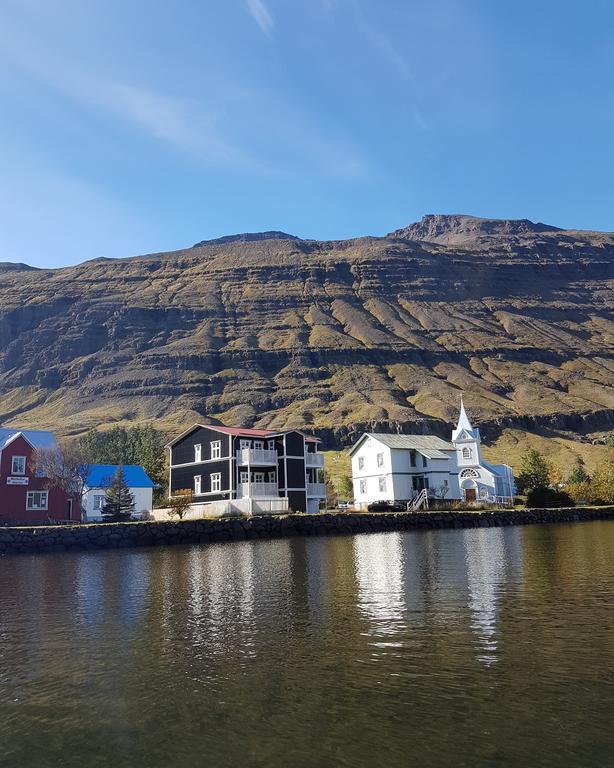 Vith Lonith Guesthouse Seythisfjorthur Exterior photo